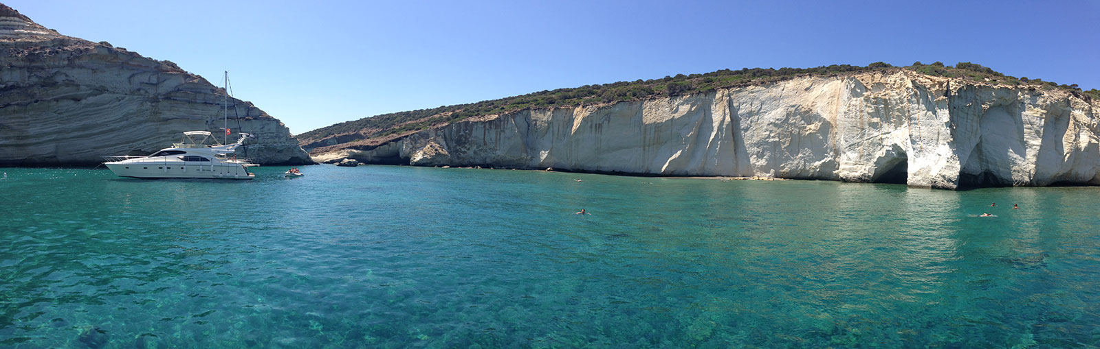 Milos Kleftiko Beach