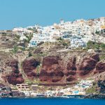 The wild beauty of the Santorini caldera that enchants