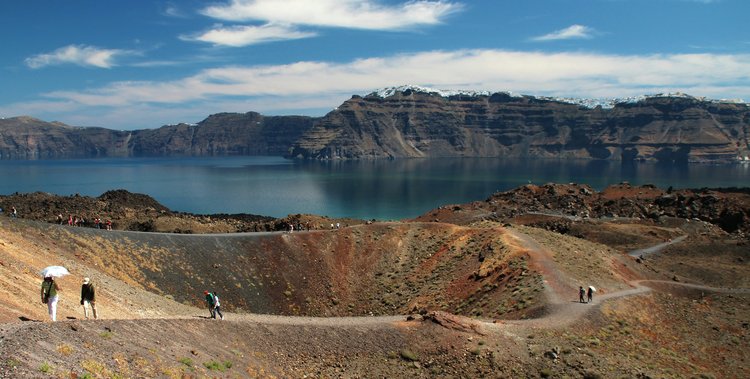 santorini volcano