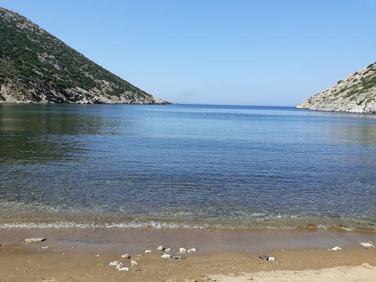 monastiria beach antiparos