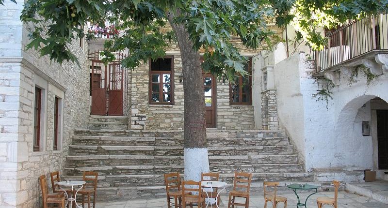 Apeiranthos Village