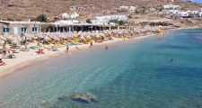 paradise beach myconos