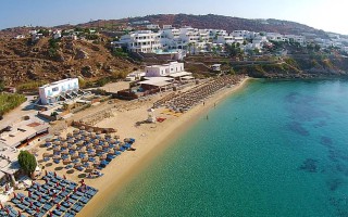 Psarou beach mykonos