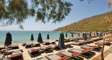 Psarou beach mykonos
