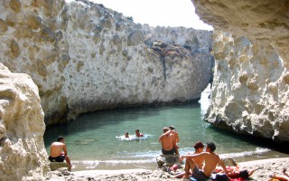 milos papafragas beach