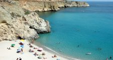 milos tsigrado beach