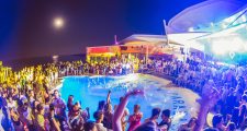 mykonos nightlife