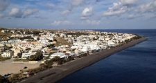 Kamari Santorini