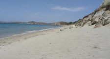 Milos Achivadolimni Beach