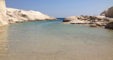 Milos Sarakiniko Beach
