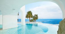 mykonos blu